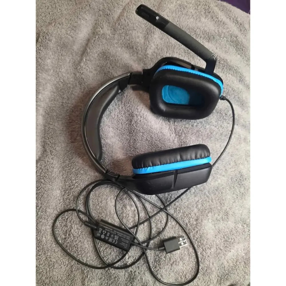 Logitech G432 Wired Gaming Headset 7.1 Surround Sound DTS Headphone Flip to Mute